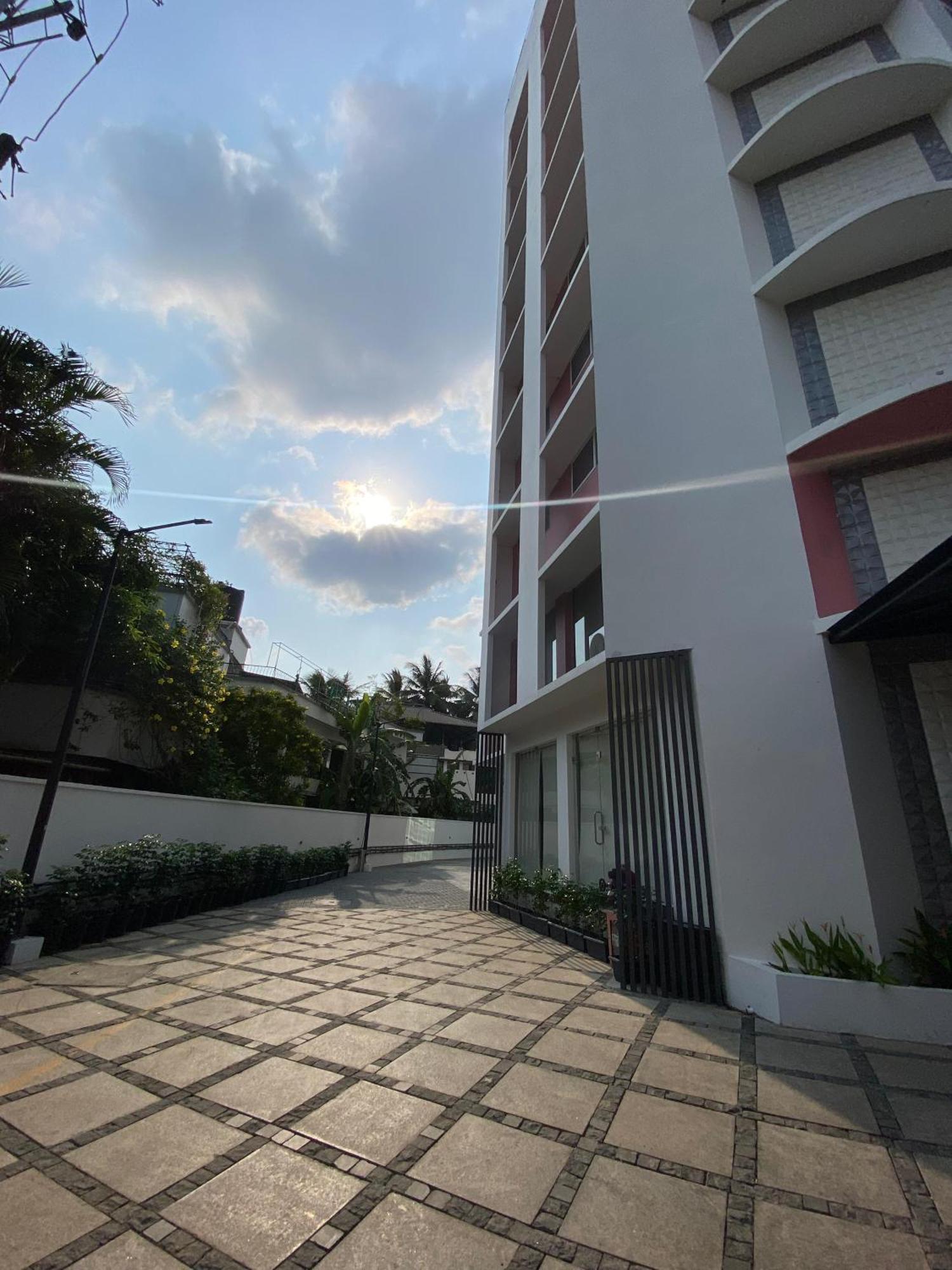 The Habitat Suites Guruvayur Exterior photo
