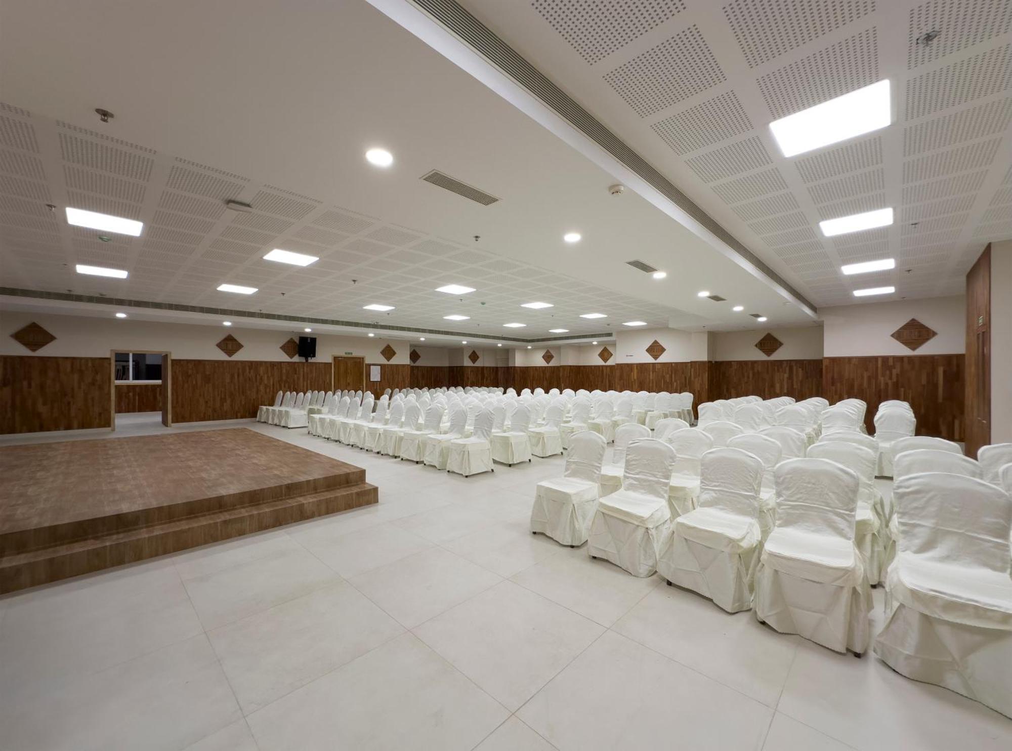 The Habitat Suites Guruvayur Exterior photo