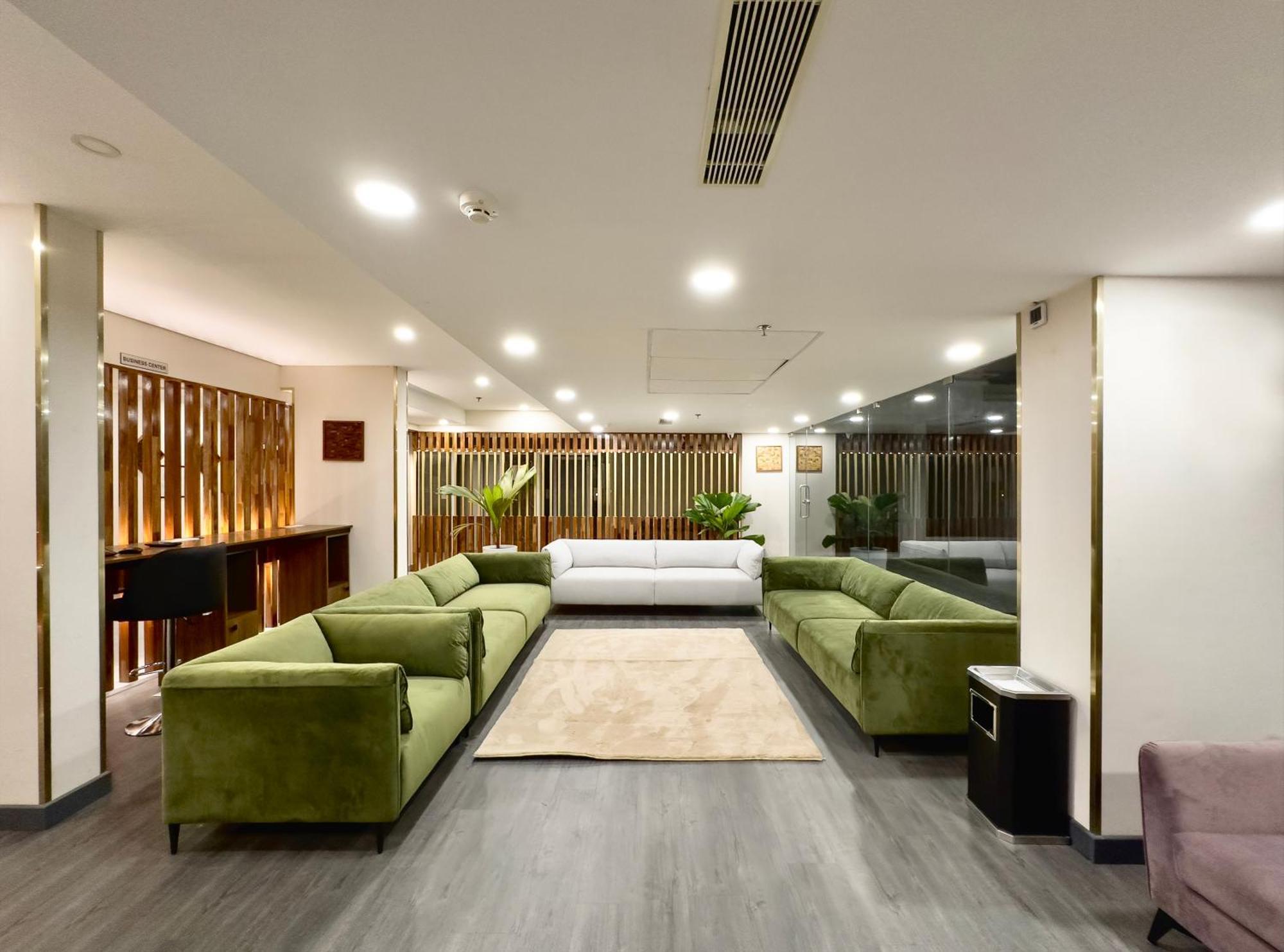 The Habitat Suites Guruvayur Exterior photo
